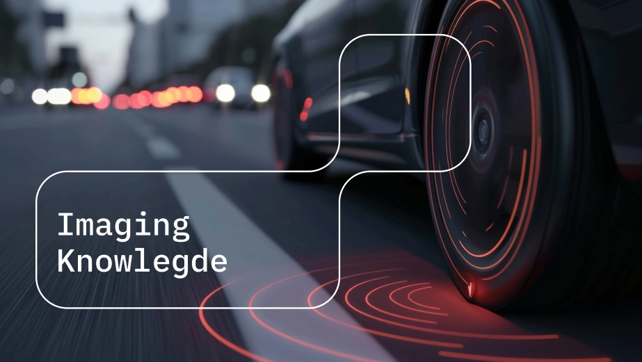 Aplicació del sistema visual del CVC integrat sobre fotografia dins la nova identitat de marca