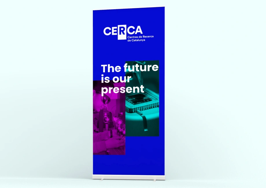 Roll-up corporatiu dissenyat per a esdeveniments institucionals de CERCA